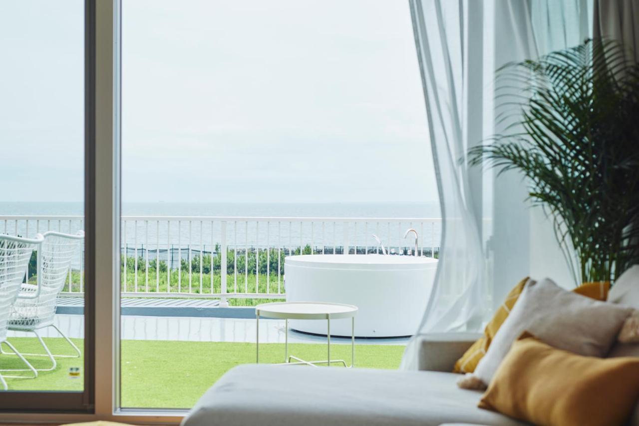 Hotel & Glamping Act Futtsu Exterior foto