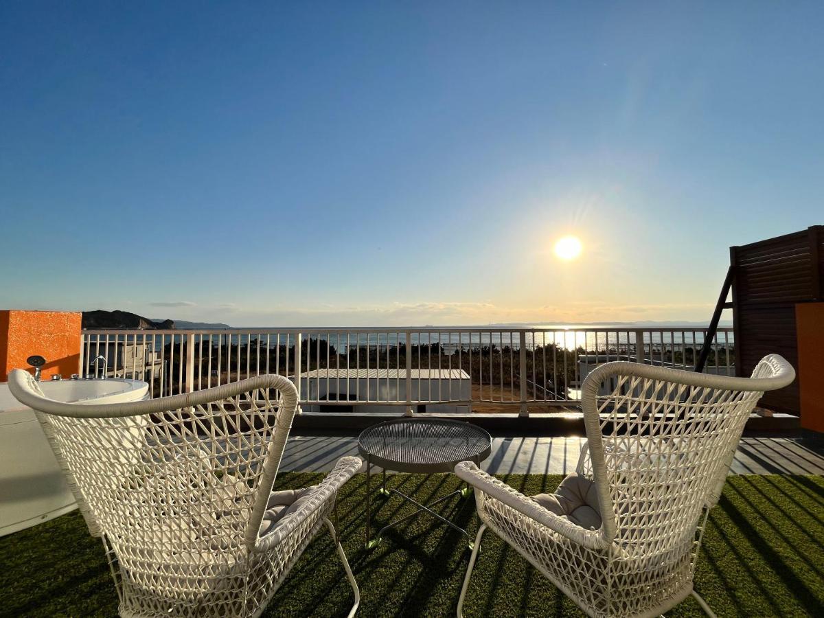 Hotel & Glamping Act Futtsu Exterior foto